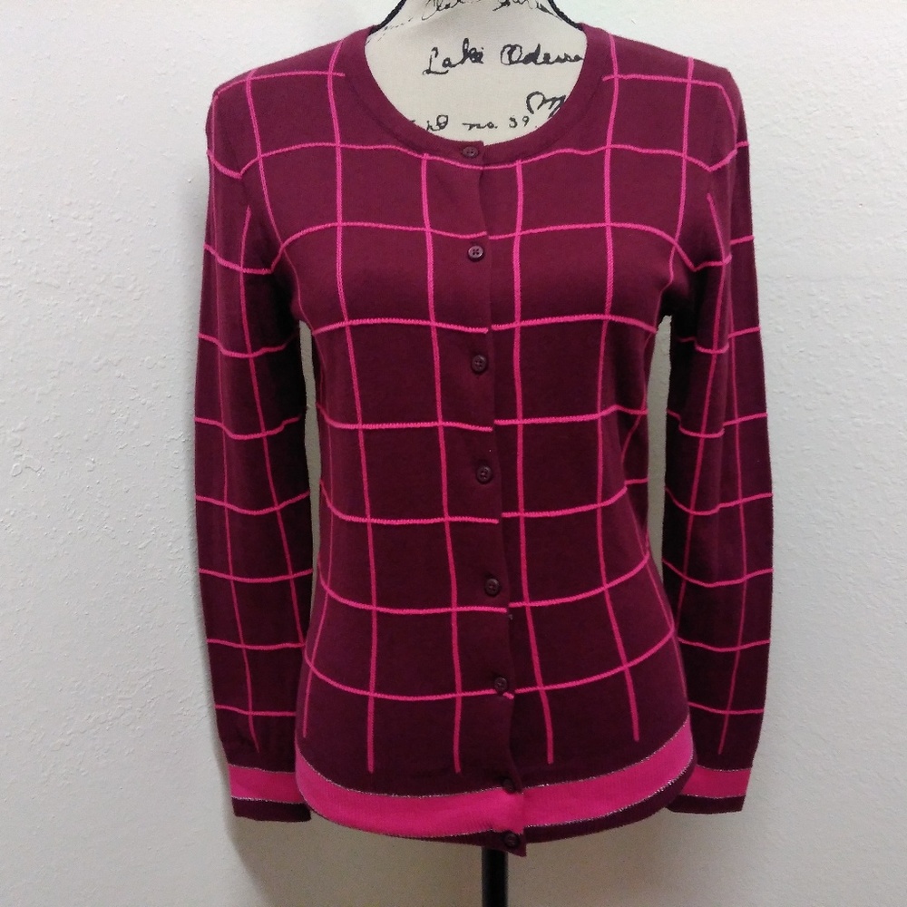 NWOT Andeawy plaid holiday cardigan